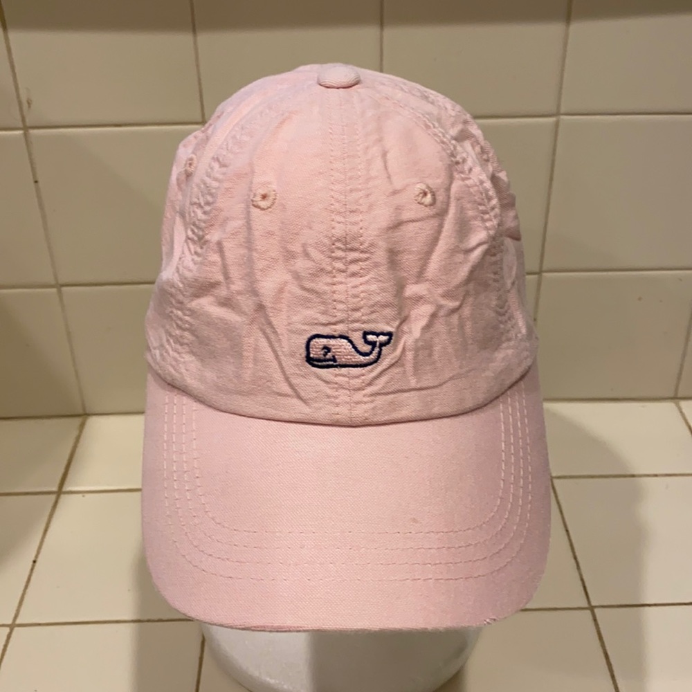 Vineyard Vines baseball style hat